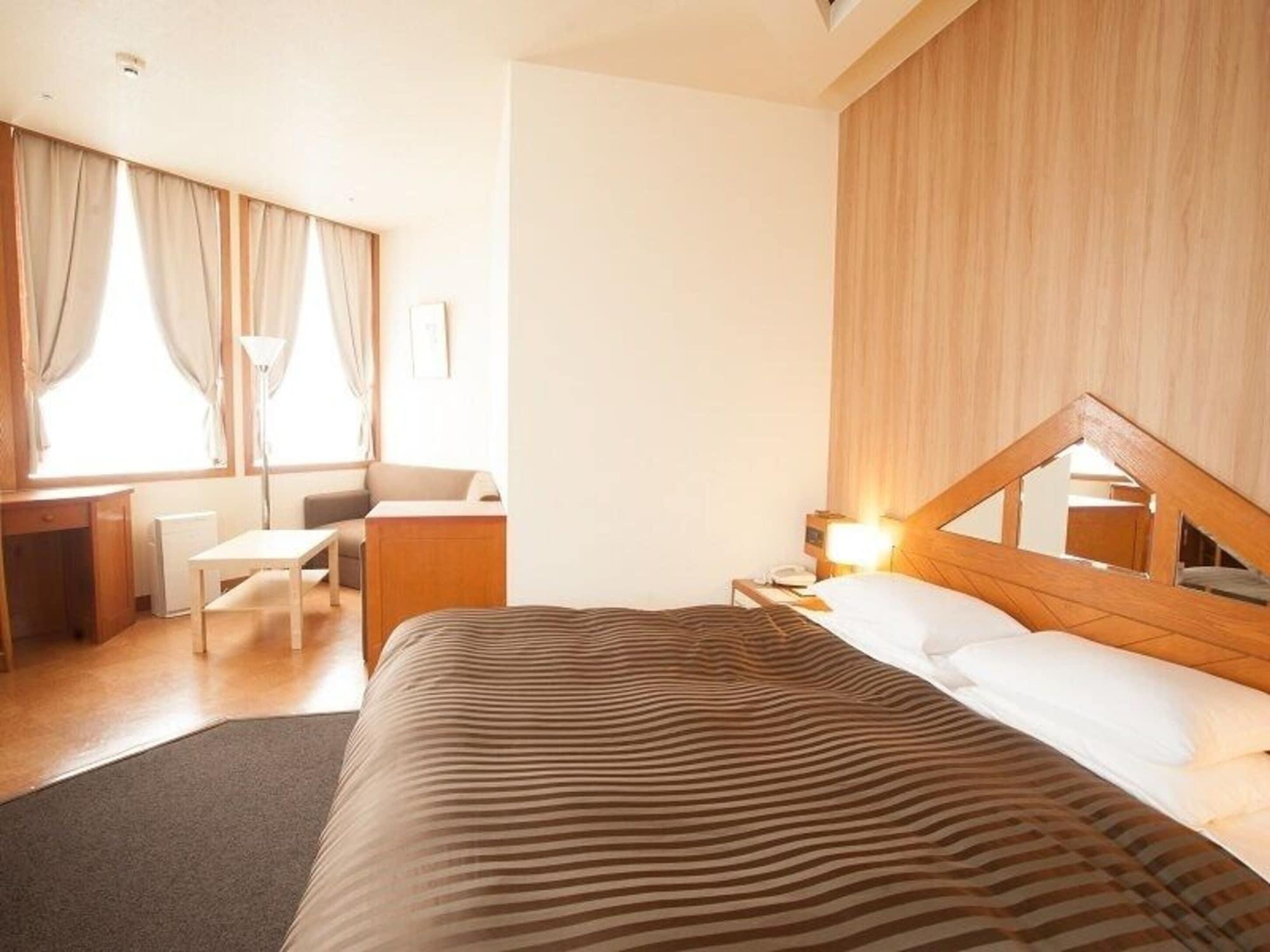 HOTEL CLIO COURT HAKATA ⋆⋆⋆ FUKUOKA JAPAN SEASON DEALS FROM $110
